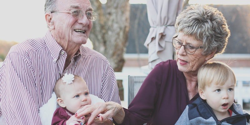 Aging Relative? Here’s How to Help Them Downsize