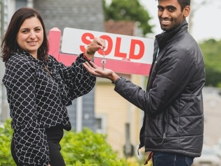 Is it a Good Idea to Sell a Home With High Interest Rates?